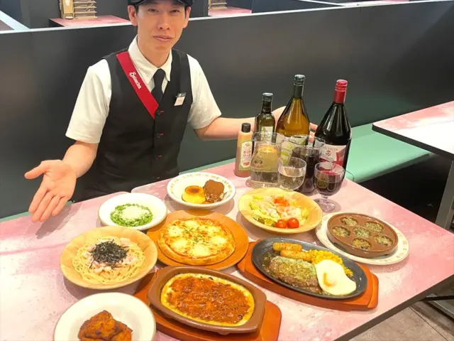 元従業員の推しメニュー！『サイゼリヤ・イオンスタイル松山店』
https://mrs.living.jp/ehime/town_gourmet/reporter/6242386

お財布に優しい！そしておいしい！
全世代に愛され続ける「サイゼリヤ」が遂に松山にオープン！
「サイゼリヤ」大好きで元従業員でもある地域特派員さんが推しメニューを実食レポート🥗🍕🍮

『サイゼリヤ』が気になった方は、プロフィール（@living_matsuyama）のリンクからチェック🔗✨
https://mrs.living.jp/ehime/town_gourmet/reporter/6242386

#松山ランチ #推しランチ #推しメニュー #ニューオープン #家族でお出かけ